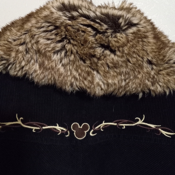 Disneyland Resort L Corduroy Fur Trim Snap Park Jacket in Black Brown - Picture 2 of 12